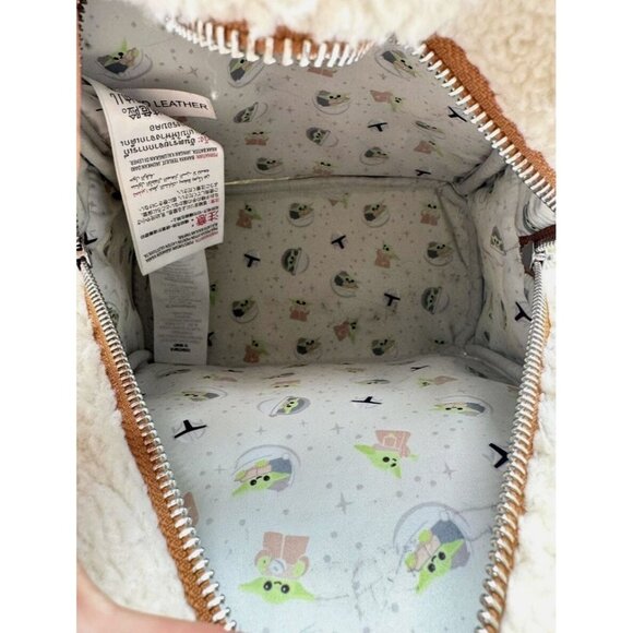 Disney Parks Loungefly Star Wars Baby Yoda Grogu Sherpa Fuzzy Backpack Rare - Picture 7 of 8